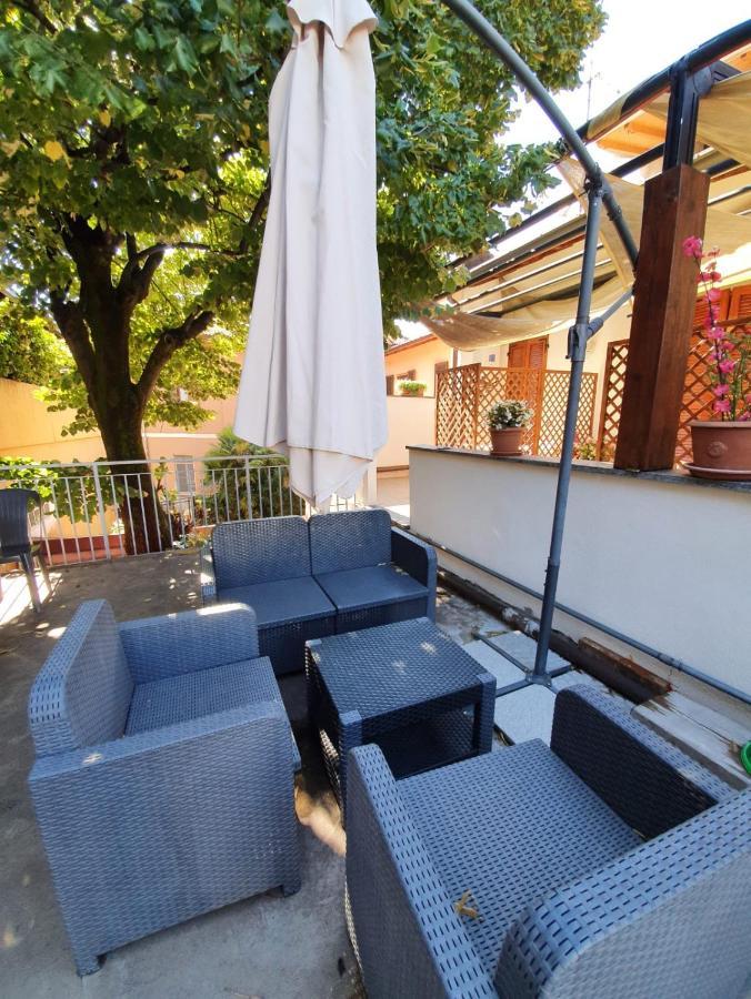 Beb I Portici Acomodação com café da manhã Cernobbio Exterior foto