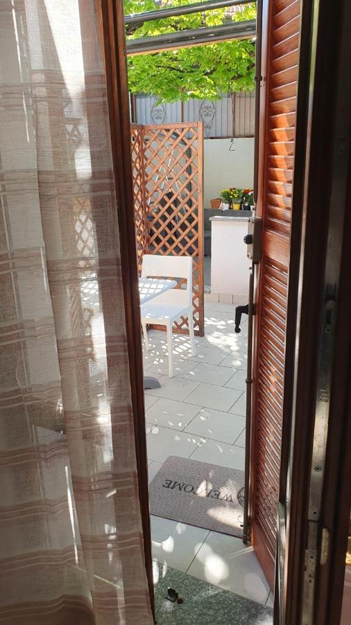 Beb I Portici Acomodação com café da manhã Cernobbio Exterior foto