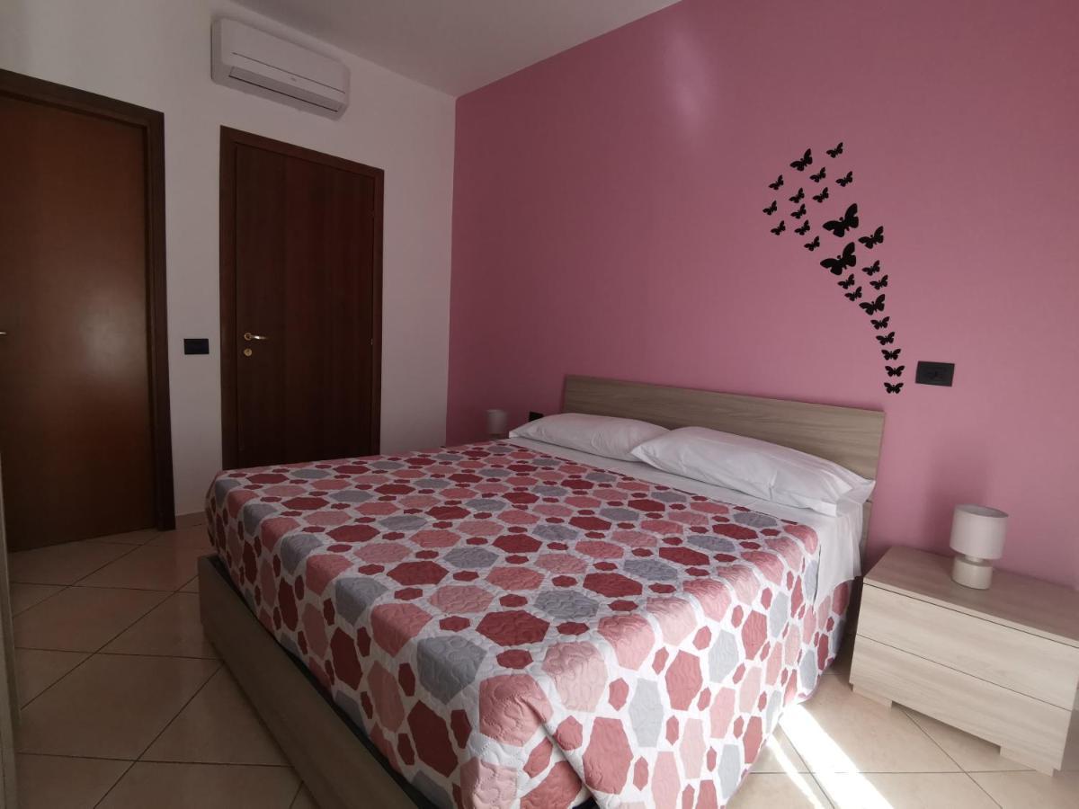 Beb I Portici Acomodação com café da manhã Cernobbio Exterior foto